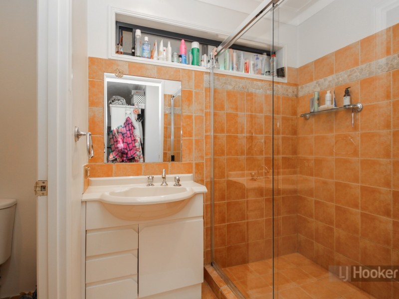 6 Wren Close, Forest Lake QLD 4078