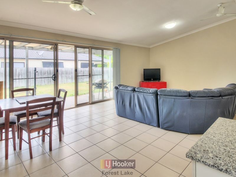 3 Ashton Way, Forest Lake QLD 4078