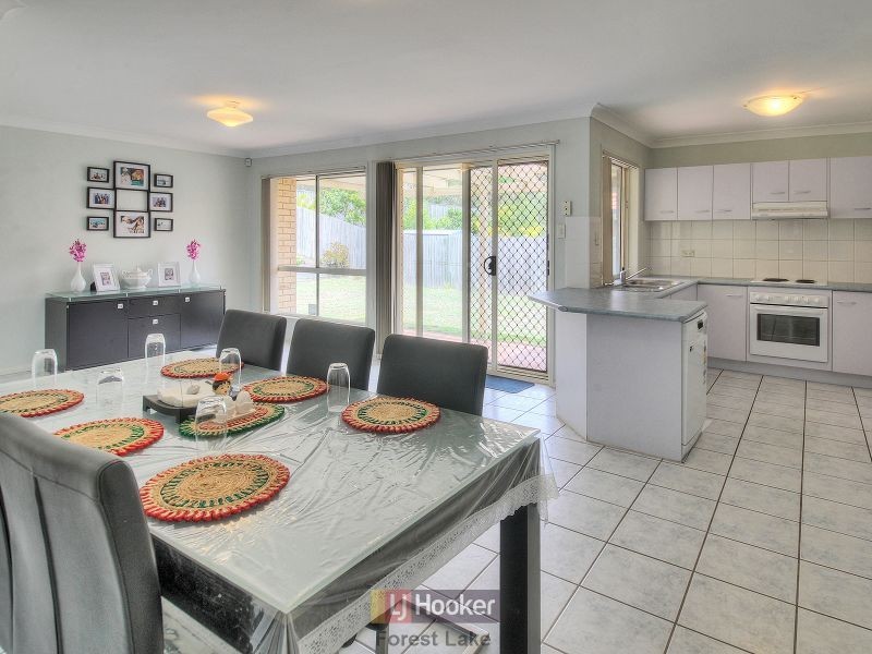 60 Central Street, Forest Lake QLD 4078