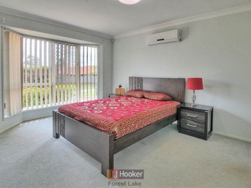 60 Central Street, Forest Lake QLD 4078