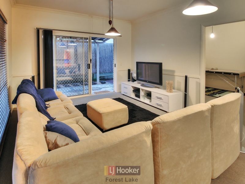 85 Jubilee Avenue, Forest Lake QLD 4078