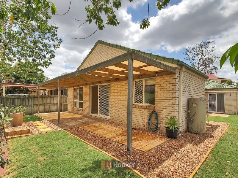 4 Pintail Crescent, Forest Lake QLD 4078