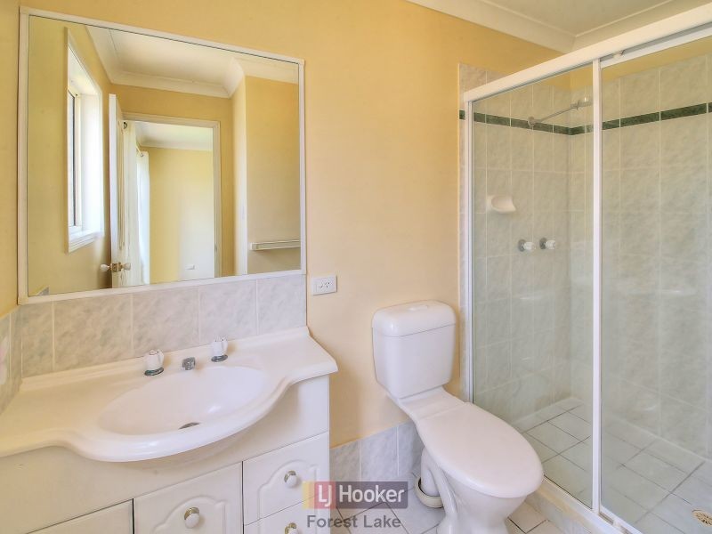 4 Pintail Crescent, Forest Lake QLD 4078