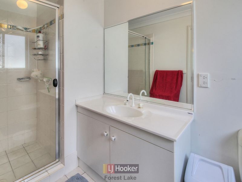 6 Labelle Street, Springfield Lakes QLD 4300