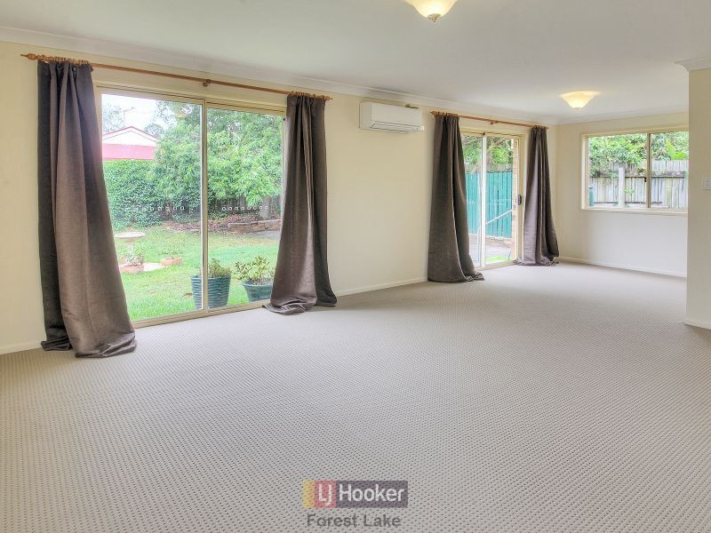 22 Solander Circuit, Forest Lake QLD 4078