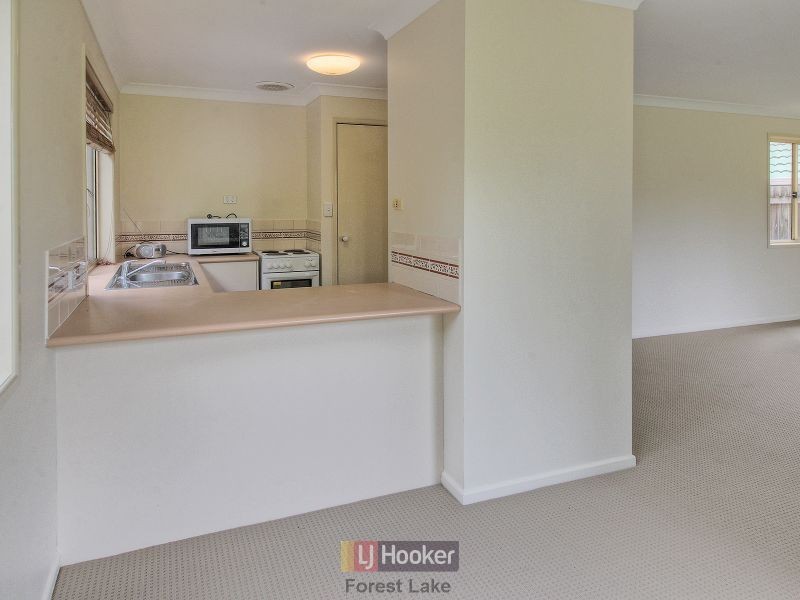 22 Solander Circuit, Forest Lake QLD 4078