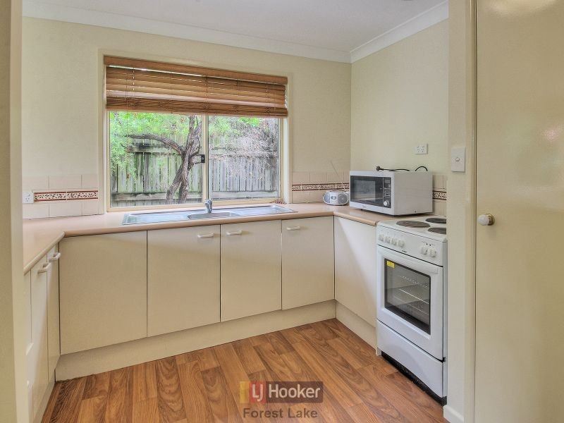 22 Solander Circuit, Forest Lake QLD 4078