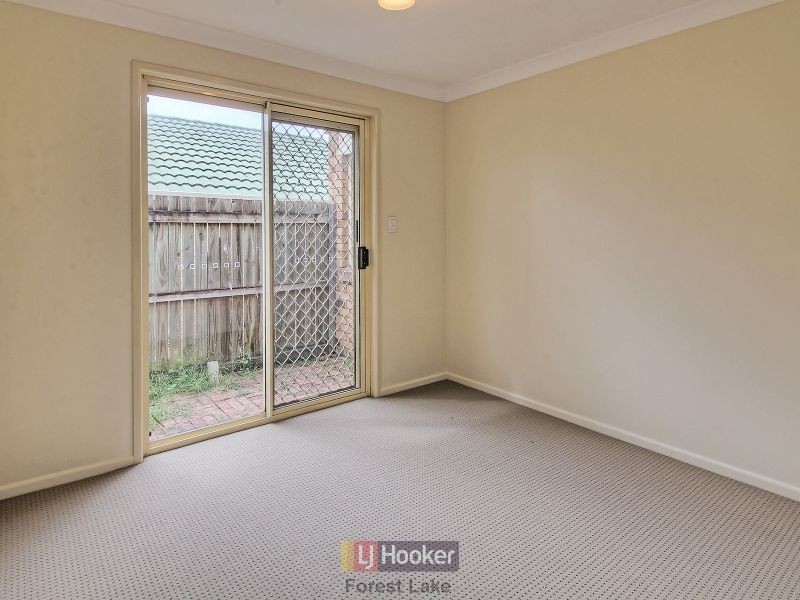 22 Solander Circuit, Forest Lake QLD 4078