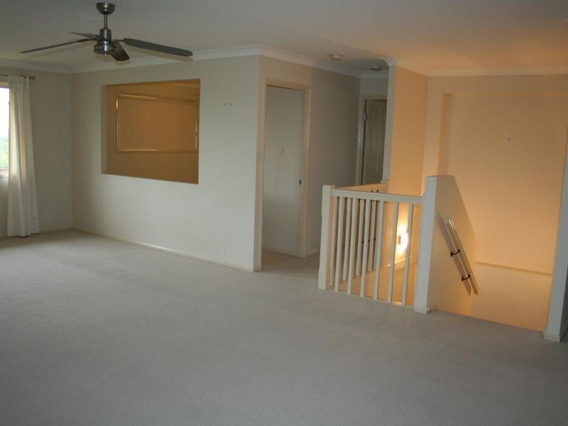 4 Elwood Street, Forest Lake QLD 4078