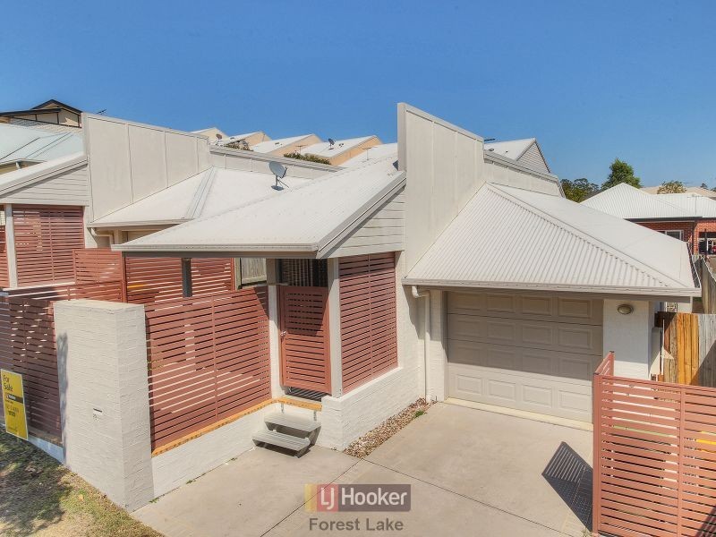 20 Greenleaf Street, Springfield Lakes QLD 4300
