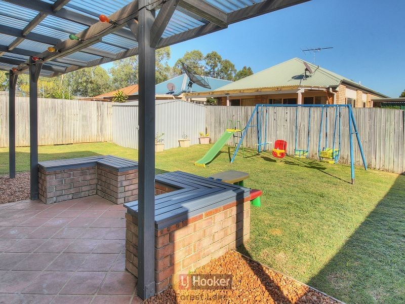 9 Kew Close, Forest Lake QLD 4078