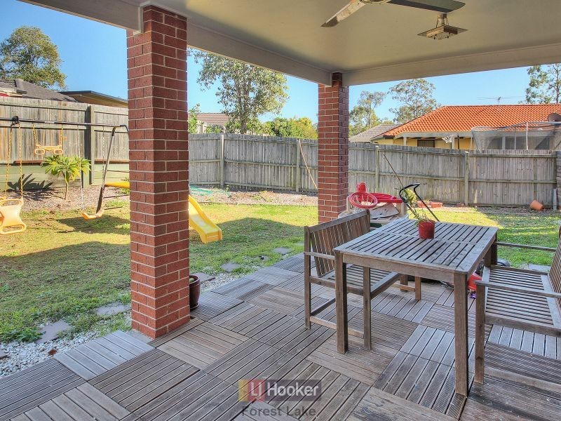 105 Jubilee Avenue, Forest Lake QLD 4078