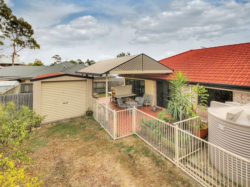 6 Balmoral Place, Forest Lake QLD 4078