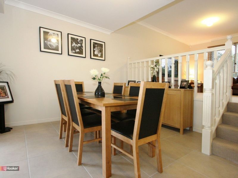 16 Lawson Place, Forest Lake QLD 4078