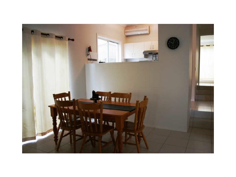 20 Creekside Drive, Springfield Lakes QLD 4300