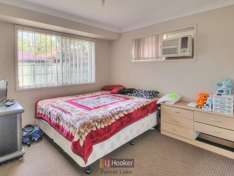 6 Acorn Circuit, Forest Lake QLD 4078