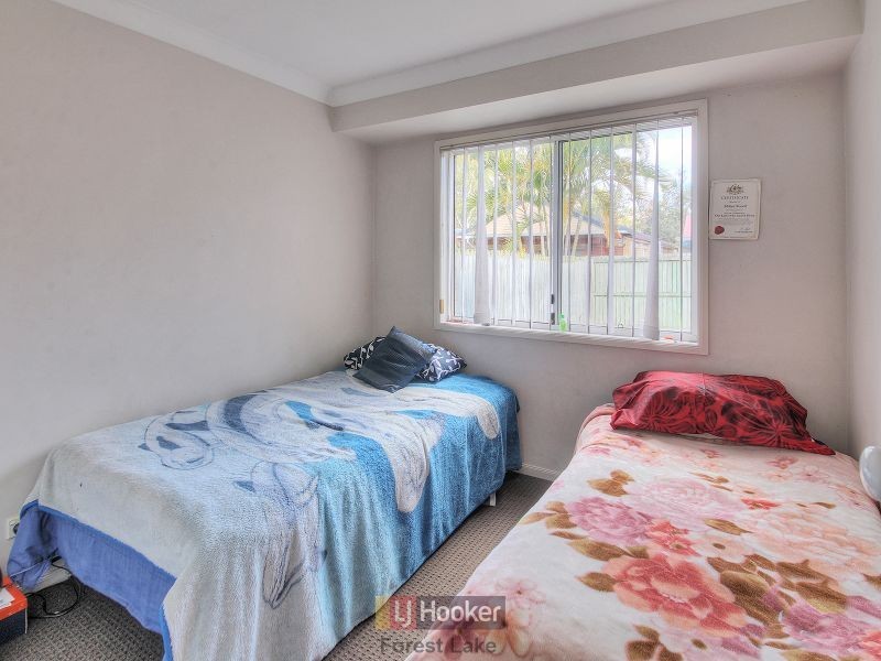 6 Acorn Circuit, Forest Lake QLD 4078