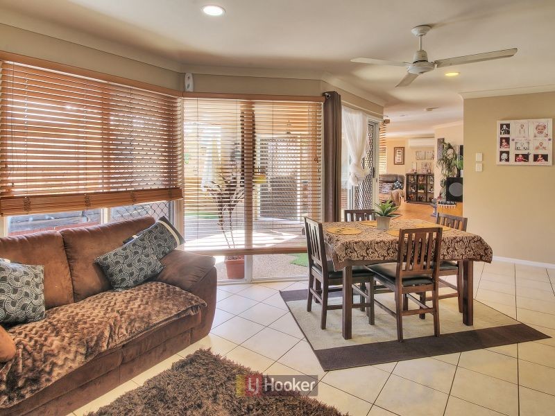 16 Teasel Crescent, Forest Lake QLD 4078