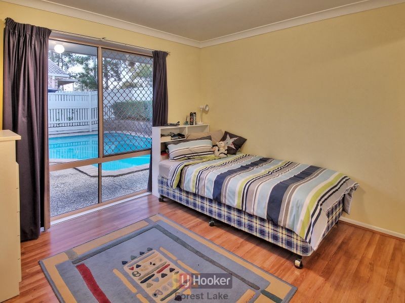 17 Atherton Circuit, Forest Lake QLD 4078