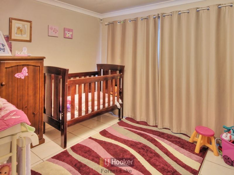 17 Atherton Circuit, Forest Lake QLD 4078