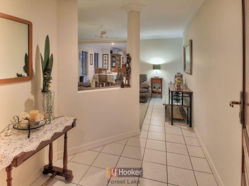 8 Milliken Circuit, Forest Lake QLD 4078