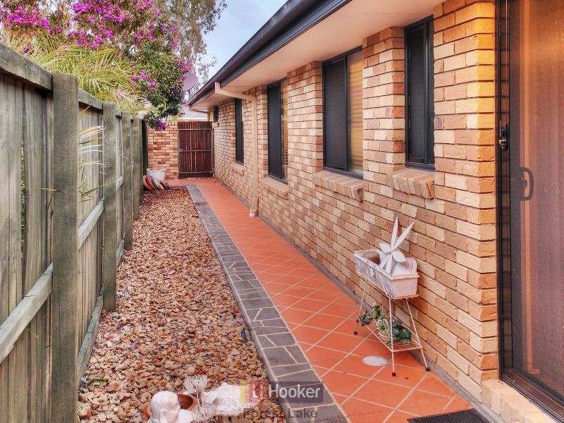 8 Milliken Circuit, Forest Lake QLD 4078