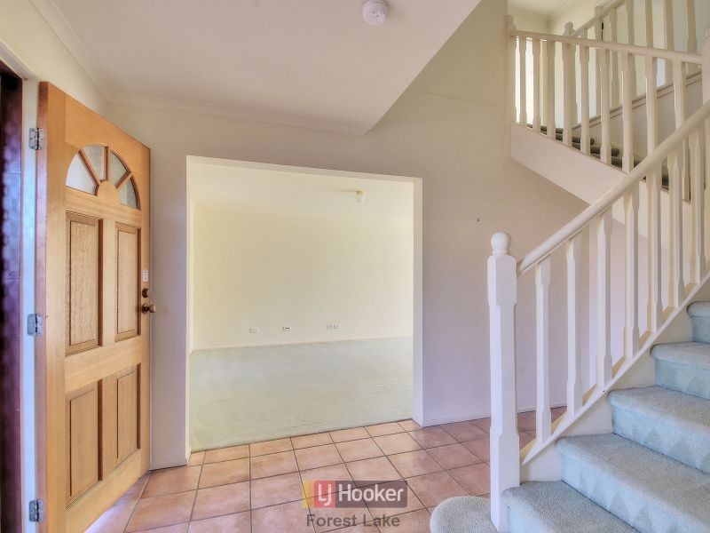 28 Lakeside Crescent, Forest Lake QLD 4078