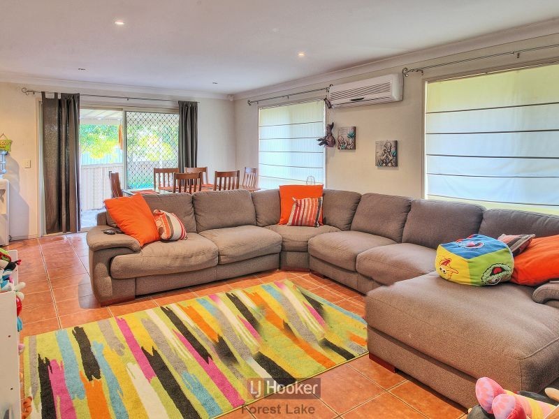 7 Della Ricca Place, Forest Lake QLD 4078