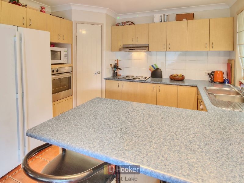 7 Della Ricca Place, Forest Lake QLD 4078