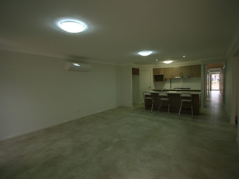 26 The Avenue, Heathwood QLD 4110