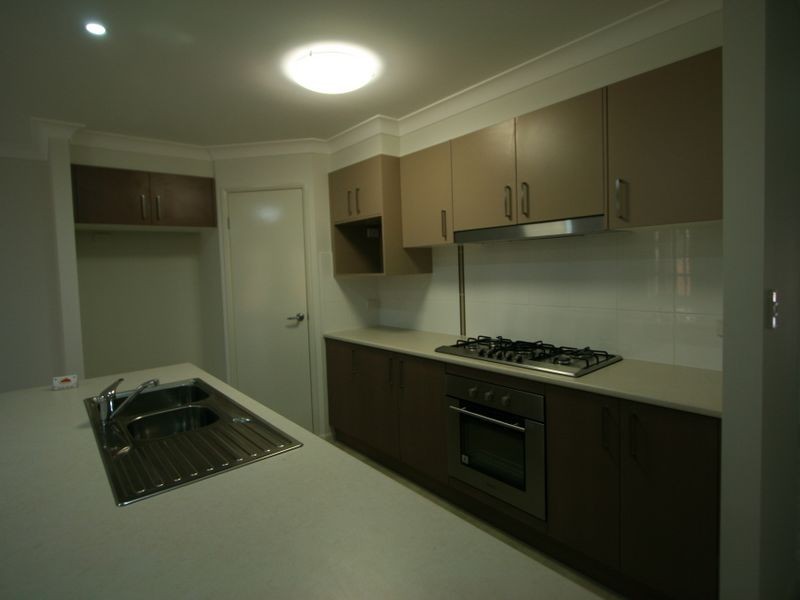 26 The Avenue, Heathwood QLD 4110