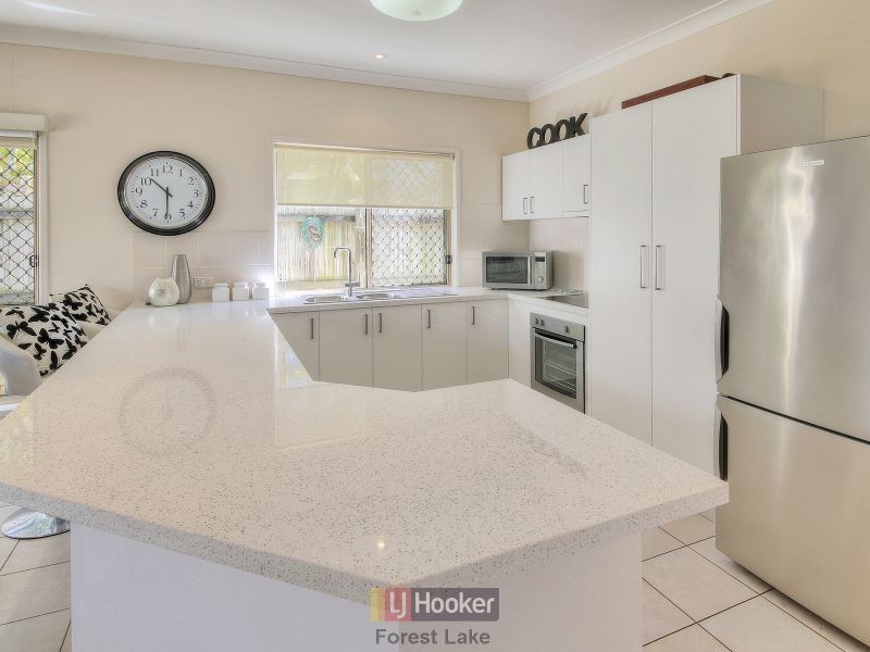12 Weyba Close, Forest Lake QLD 4078