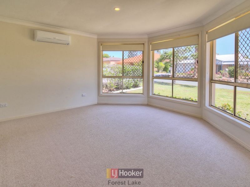 10 Elabana Place, Forest Lake QLD 4078