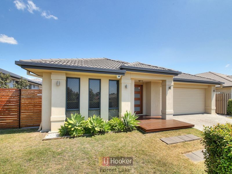 22 Sandalwood Street, Heathwood QLD 4110