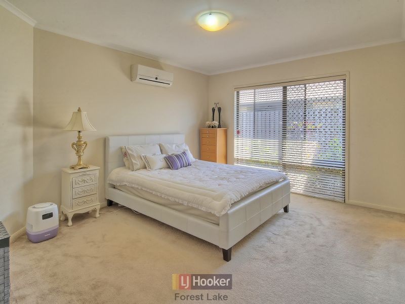 22 Sandalwood Street, Heathwood QLD 4110