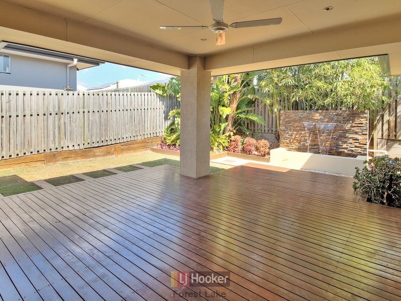 22 Sandalwood Street, Heathwood QLD 4110