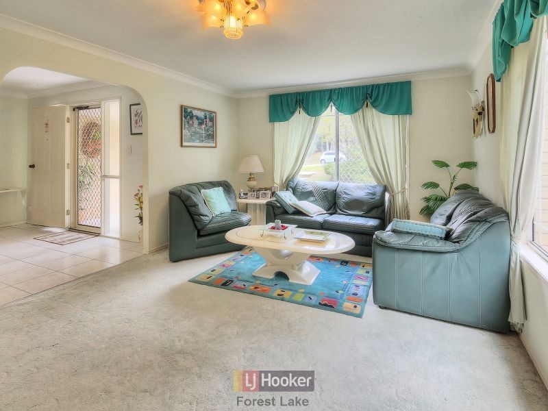 16 Paluna Place, Forest Lake QLD 4078