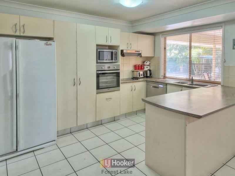 7 Cobham Lane, Forest Lake QLD 4078