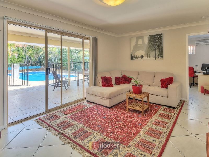 7 Cobham Lane, Forest Lake QLD 4078