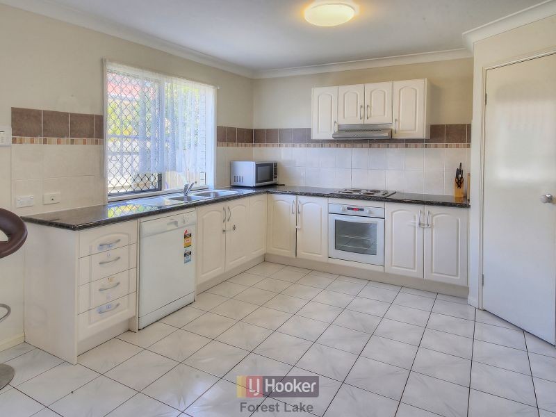 10 Eungella Terrace, Forest Lake QLD 4078