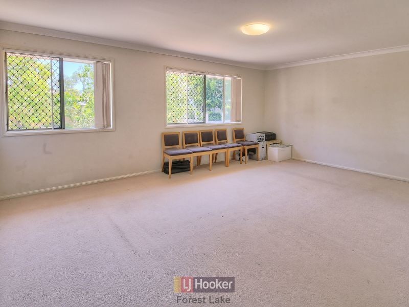 10 Eungella Terrace, Forest Lake QLD 4078