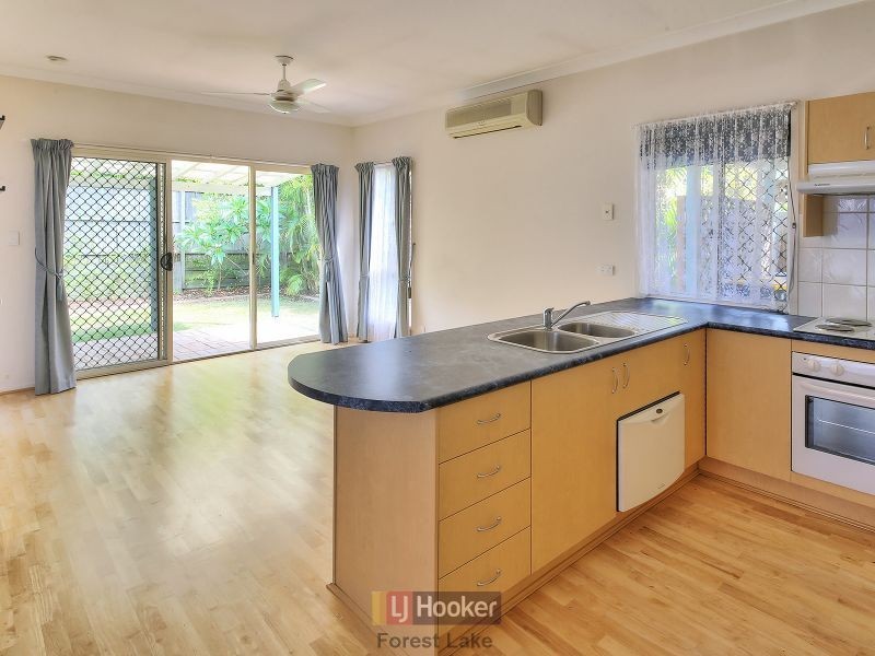 16 Piccadilly Place, Forest Lake QLD 4078