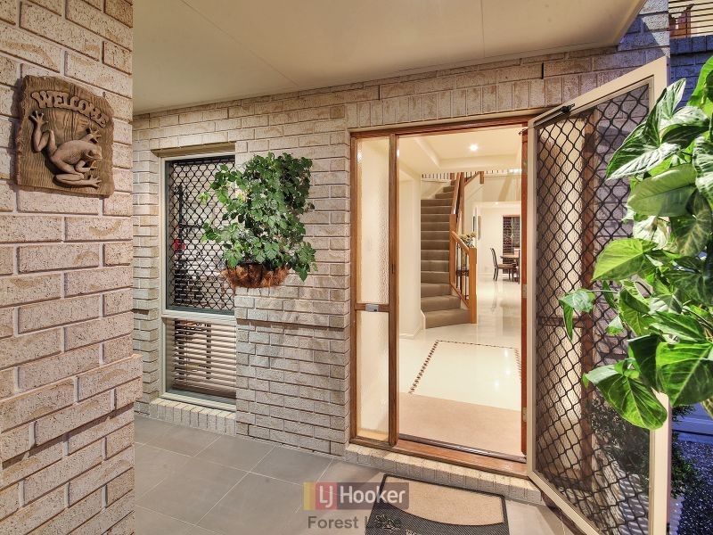 3 Uluru Place, Forest Lake QLD 4078