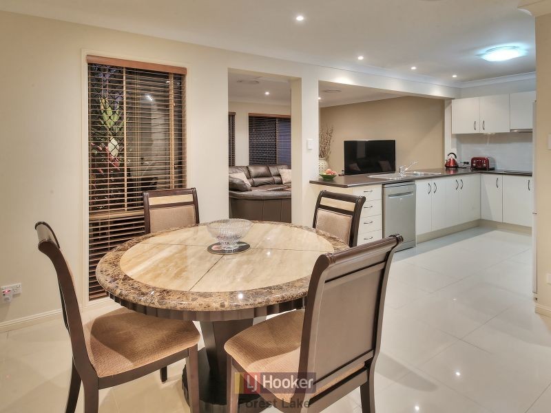 3 Uluru Place, Forest Lake QLD 4078