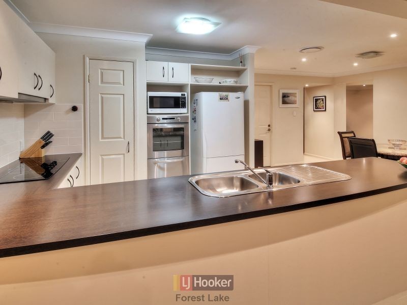 3 Uluru Place, Forest Lake QLD 4078