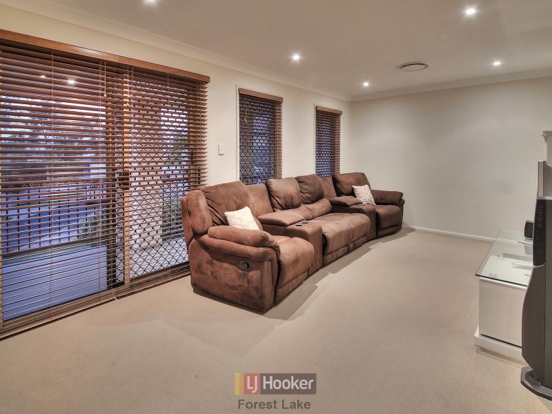 3 Uluru Place, Forest Lake QLD 4078