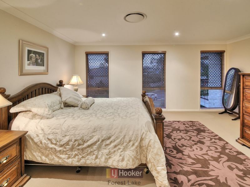 3 Uluru Place, Forest Lake QLD 4078