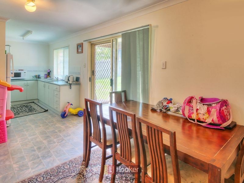 10 Lyrebird Close, Doolandella QLD 4077