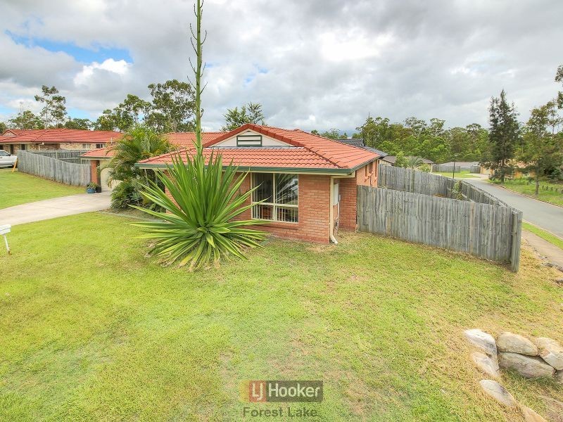 35 Broadleaf Parade, Redbank QLD 4301