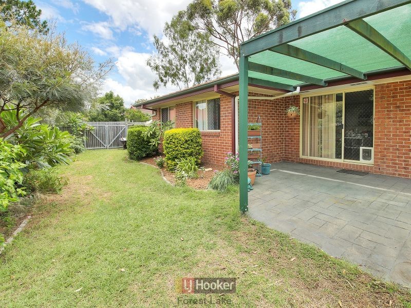 136 Banksia Circuit, Forest Lake QLD 4078